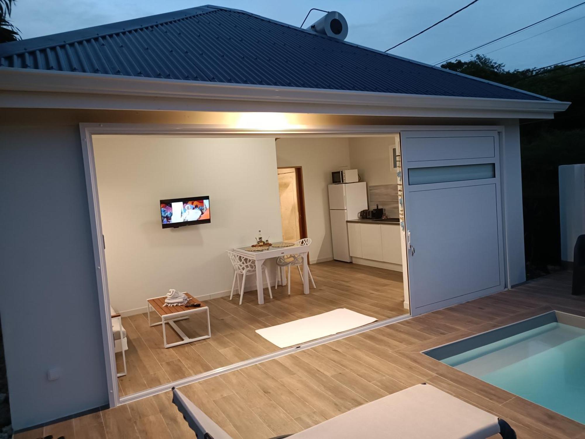 Soley Bungalows Nonis 2 Pers Adult Only Sainte-Anne  Buitenkant foto